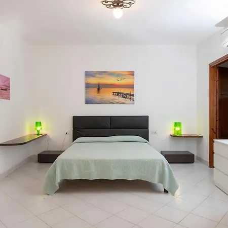 Adelaide וילה וילסימיוס