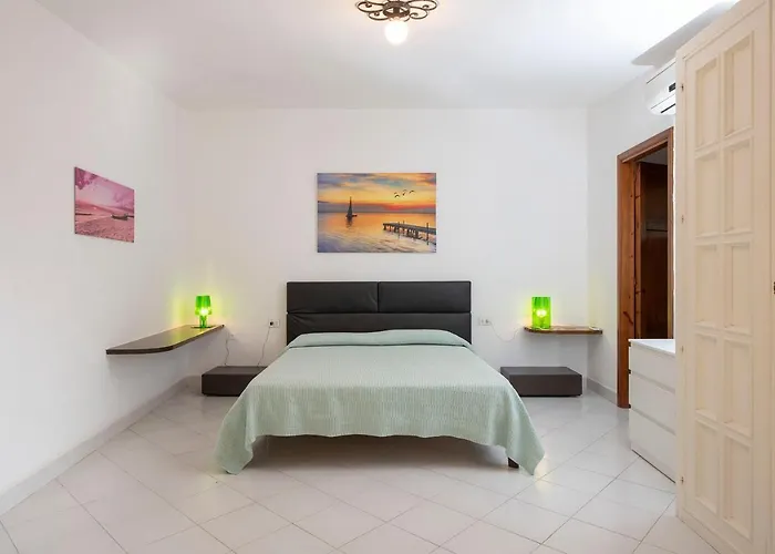 Adelaide וילה וילסימיוס